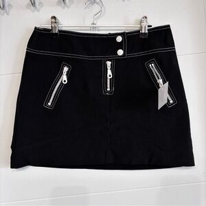 Chic Black Mini Skirt with Zipper Details